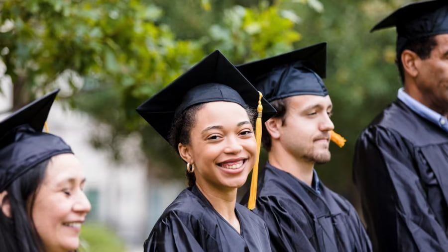 How Do Psychology Graduates Stand Out in the Job Market