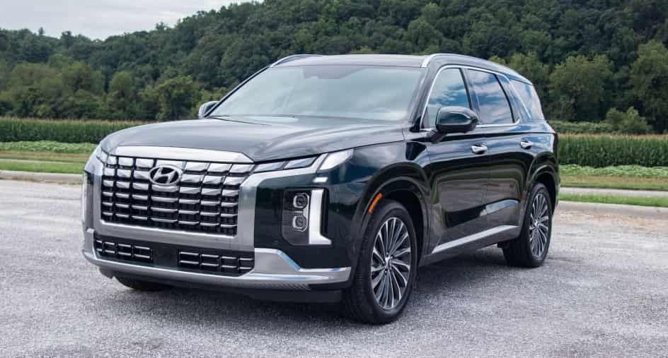 Why the 2024 New Hyundai Palisade Is Ideal for Seniors and Deals It Offers